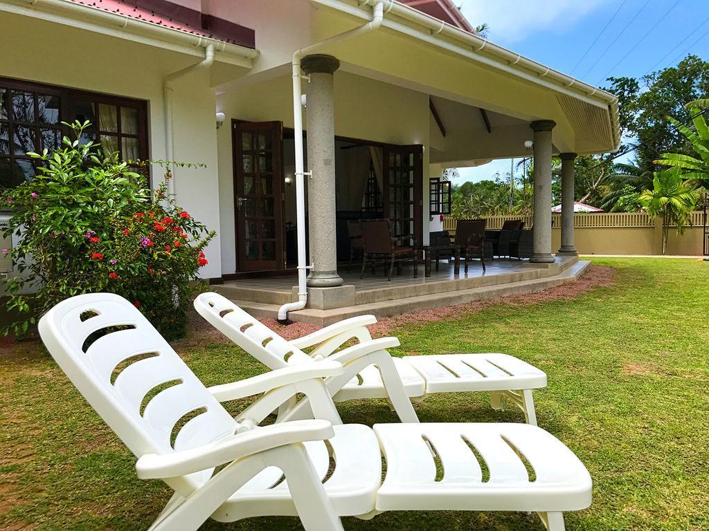 Villa Saint Sauveur Baie Sainte Anne Exterior photo